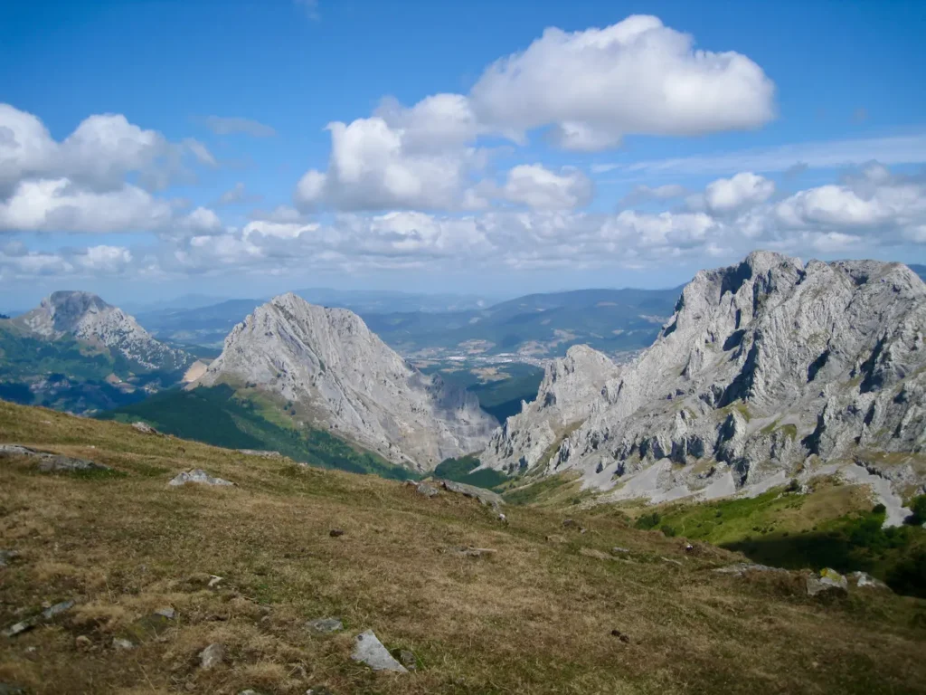 15 Amazing Day Trips from Bilbao You Will Love - Around Europe Urkiola Natural Park